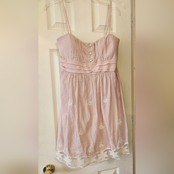 Pink / White Dress - Picture 2 of 3